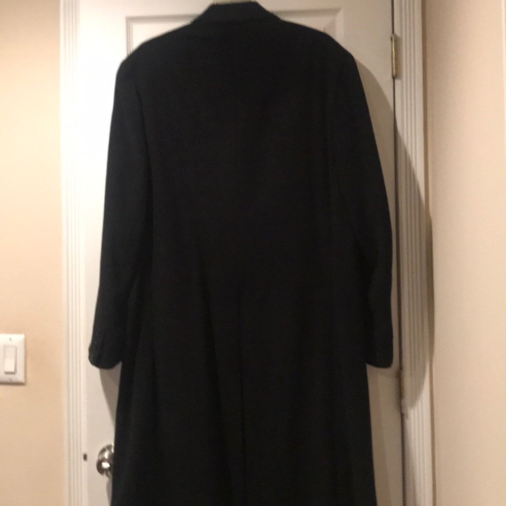 Plus - Picture 3 of 5